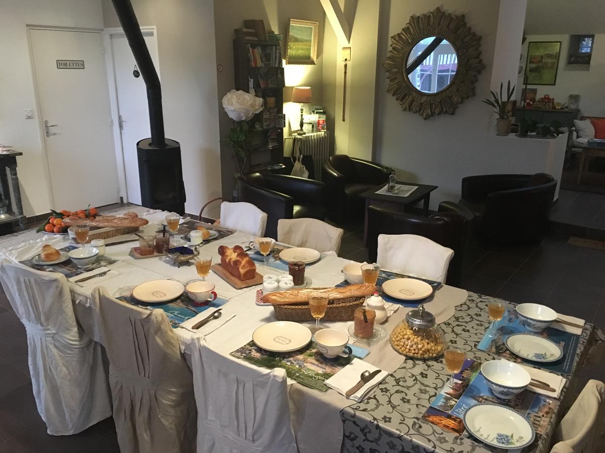 La Metairie Bed & Breakfast Domloup Luaran gambar